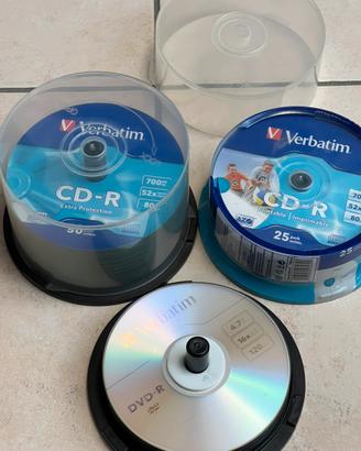 due confezioni di CD-R  e una di DVD-R