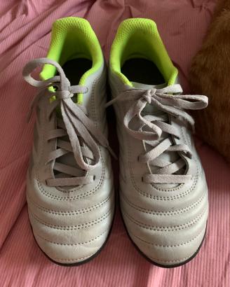 Scarpe Adidas da calcetto bambino 35