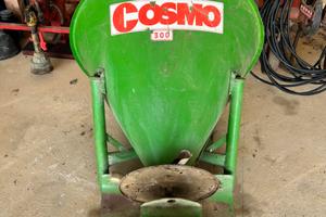 Spandiconcime cosmo trattore