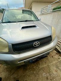 Rav 4 Toyota