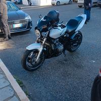 honda,hornet  600 2004