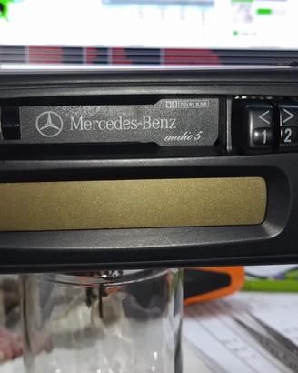 autoradio per MERCEDES-BENZ.