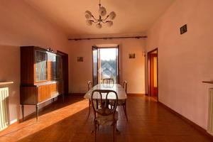 MULTILOCALE A TORRIGLIA