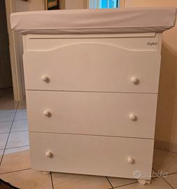 Fasciatoio con bagnetto 