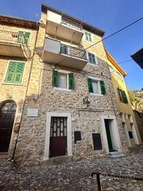 Appartamento di 70 m² con 4 locali a Vallebona
