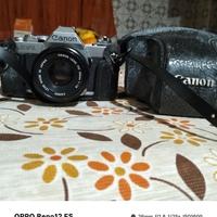 macchina fotografica canon con custodia