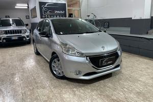 Peugeot 208 1.4 HDi 68 CV 5 porte Allure