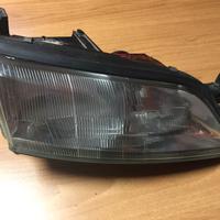 Faro destro (lato passeggero) Opel Vectra B (1998)