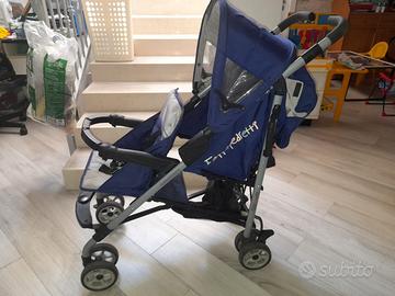 Passeggino gemellare