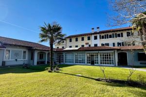 Elegante struttura ricettiva a pochi minuti da ...