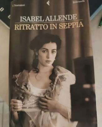 Isabelle Allende Ritratto in seppia