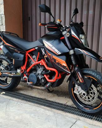 KTM 990 Supermoto *Special Motard