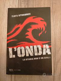 Libro L'onda di Todd Strasser