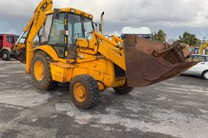 Terna JCB 3CX, ACCETTO PERMUTA