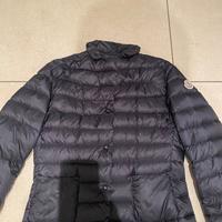 piumino da donna moncler 100 grammi