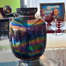 Vaso iridescente  in vetro di Murano di Sergio