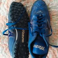 Scarpe calcetto, calcio