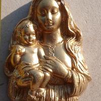 Bassorilievo Madonna con Bambino in gesso dorato