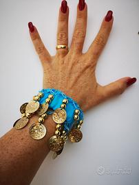 Bracciale con medaglie 