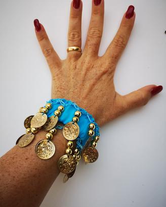 Bracciale con medaglie 