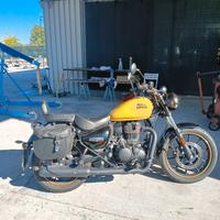 Royal Enfield Super Meteor - 2023