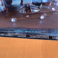 BATMOBILE BATMAN Classic TV Series Perfetta