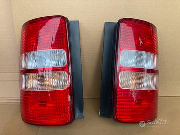 Fanale  posteriore Caddy 2012 (ricambi vw)