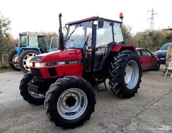 Trattore CASE 3 serie 4220 cabinato 40Kmh 100 CV