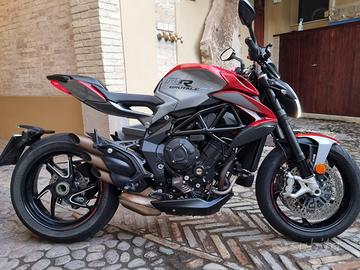 Mv agusta brutale 800 rr