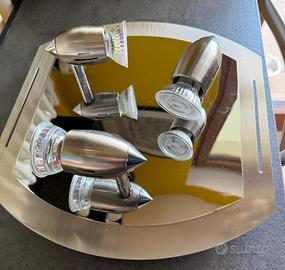 Due lampade con faretti led