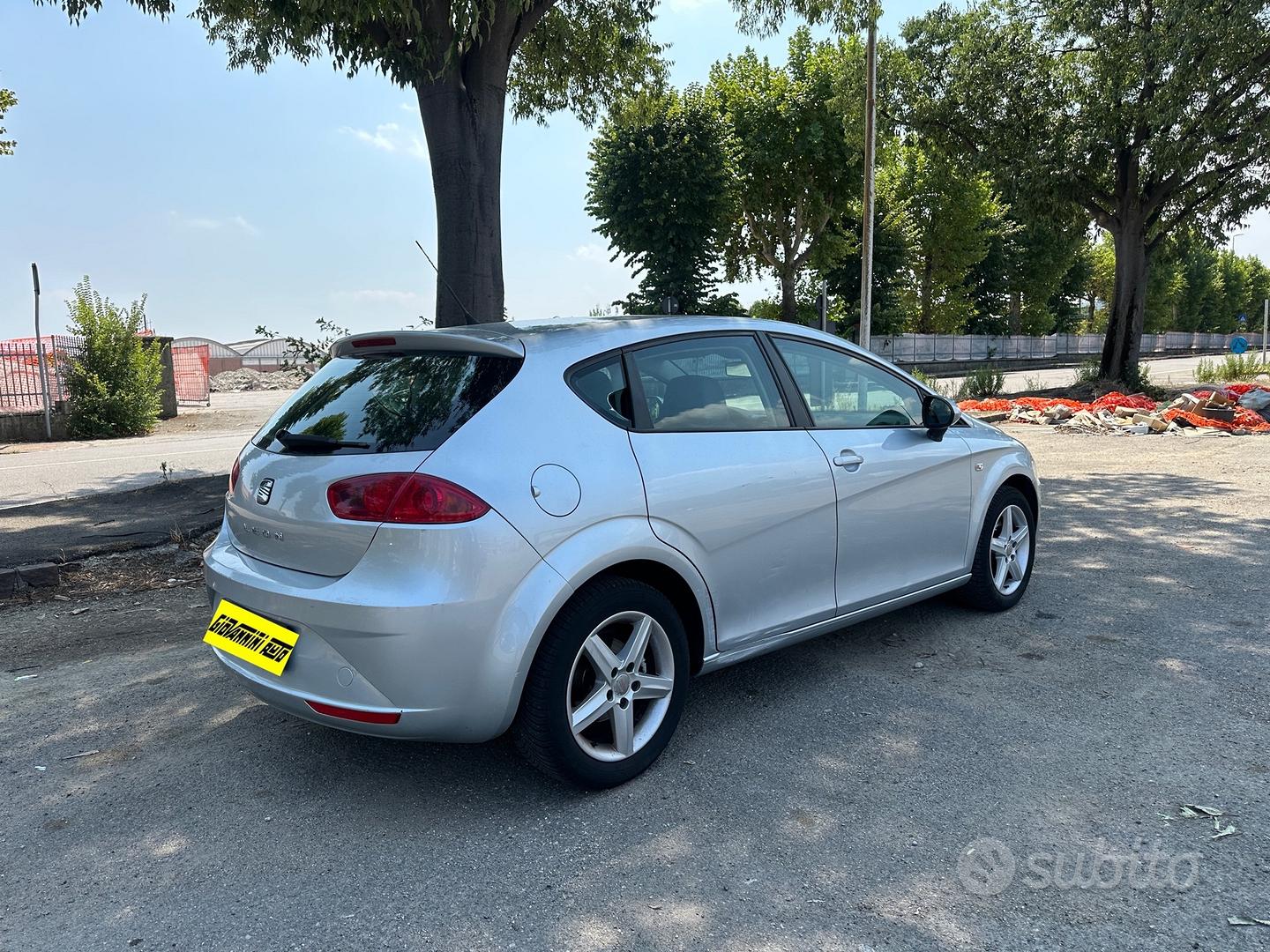 Seat Leon 2010 photo 5