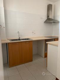 CUCINA LINEARE semi completa pronta per ritiro