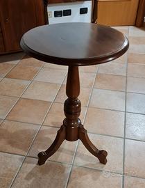Antiquariato: tavolino tondo