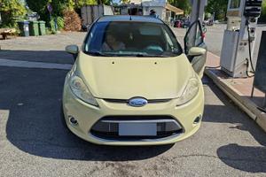Ford fiesta 1.4 Titanium Automatica/Gpl