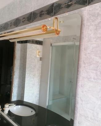 Specchio bagno con luce