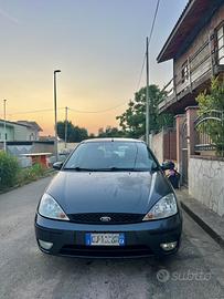 Ford Focus 1.8 TDCi 100 CV (Euro 3) Berlina - 2004