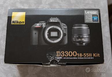 Nikon D3300 con 2 obiettivi
