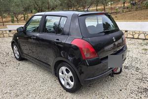 Suzuki Swift 1.3 benzina, 2007, con gancio traino