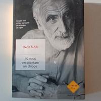 Enzo Mari  "25modi x piantare un chiodo"
