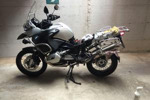 BMW R 1200 GS Adventure (2006)  Ohlins e Akrapovič