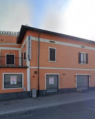 Negozio a Calco, via Nazionale, 44, 5 locali