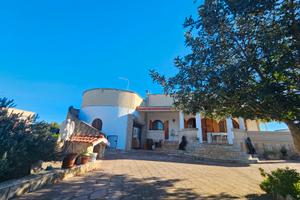 Villa Indipendente con Piscina e Depandance