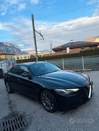 auto Alfa Giulia
