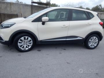 RENAULT CAPTUR 1500 DCI DIESEL  239.000KM