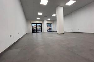 Locale commerciale/ufficio