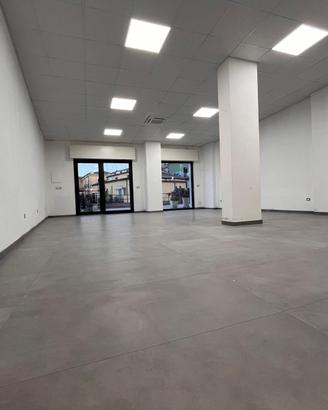 Locale commerciale/ufficio