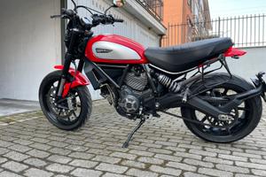 Ducati Scrambler 800 Icon