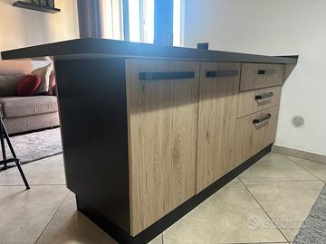 Tavolo/Isola per cucina o soggiorno a/K