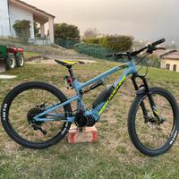 Rockmachine Blizzard E