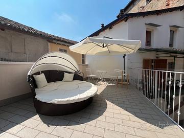 CASA SEMINDIPENDENTE con TERRAZZO